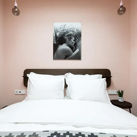 Kith & Kin Boutique Apartments-3