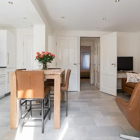 Artis Plantage Apartment-3