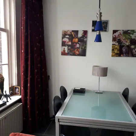Jordaan Canal View Apartment-3