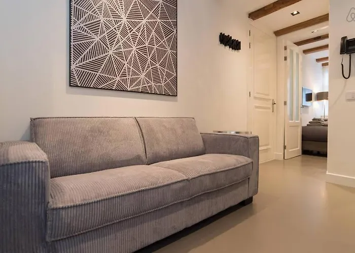Canal Dream Apartment