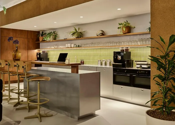 Social Hub Amsterdam City Extended Stay