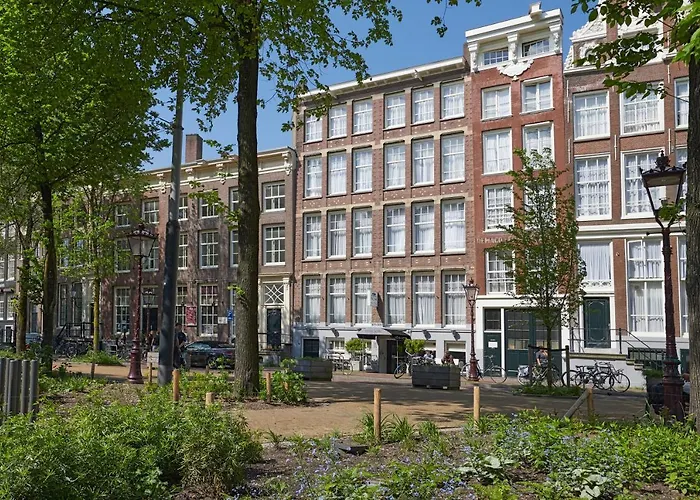 Nova Hotel
