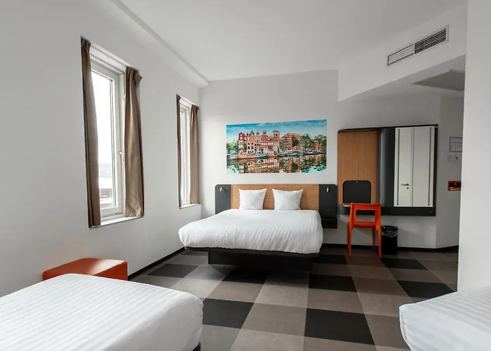Easyhotel Amsterdam Arena Boulevard