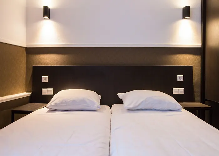 Hotel Manofa