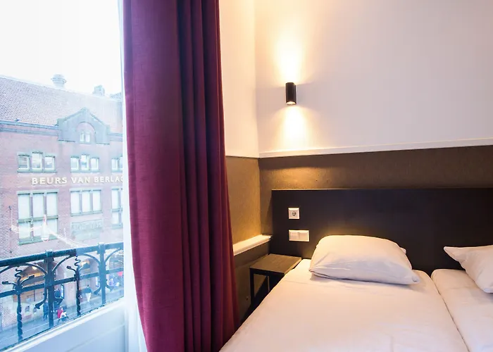 Hotel Manofa