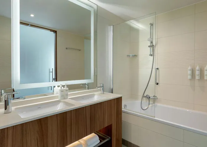 Courtyard By Marriott Amsterdam